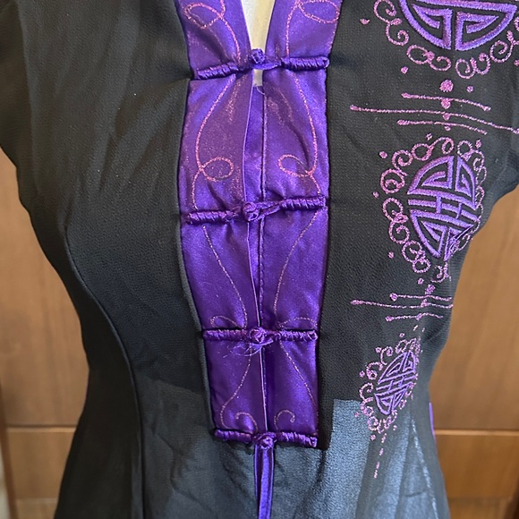 Vintage Black and Purple Sheer vest Asian inspired. - Picture 4 of 7